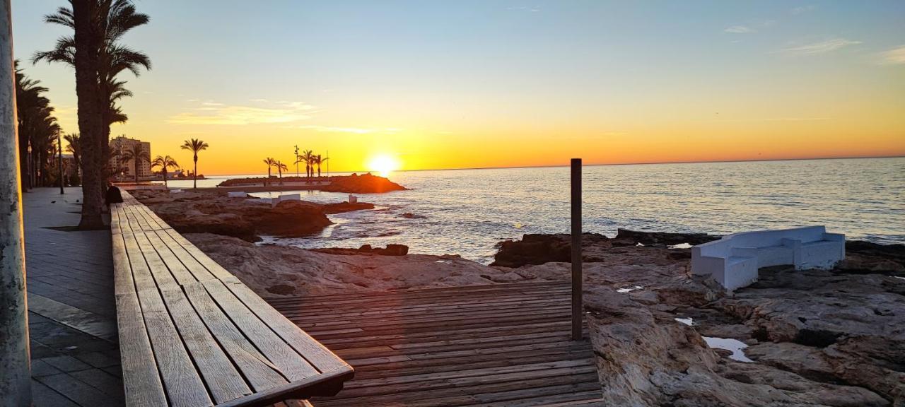 Beachside Apartment In تورّيفيِخا المظهر الخارجي الصورة